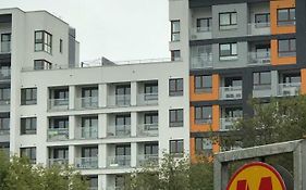 Apartamenty Metro Slodowiec, Free Parking Zeromskiego 1 Cmkp- 5 Min